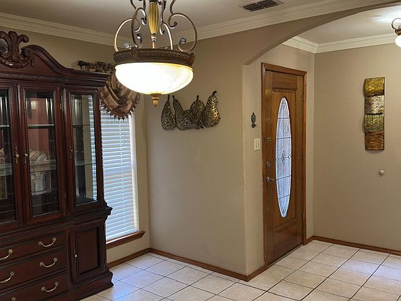 3rd image of 209 La Silla Dr