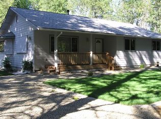 575 Garner Rd, Cave Junction, OR 97523