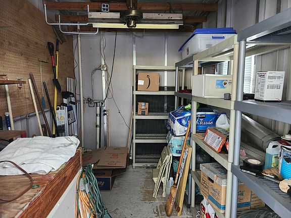 5th image of 10923 Aztec Ave