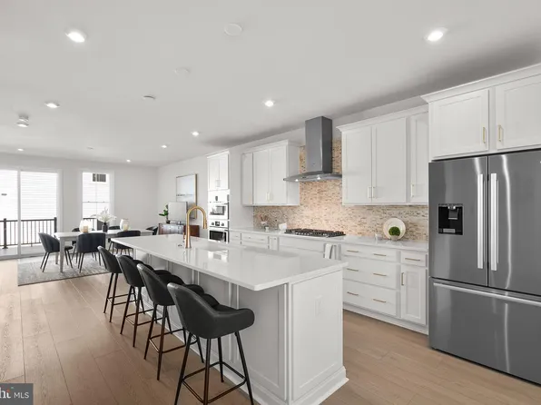 44508 Lowestoft Sq, Ashburn, VA 20147