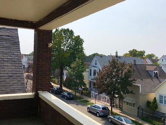 3rd image of 4333 S Wood St #3F