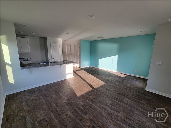 5th image of 435 Salvia Road