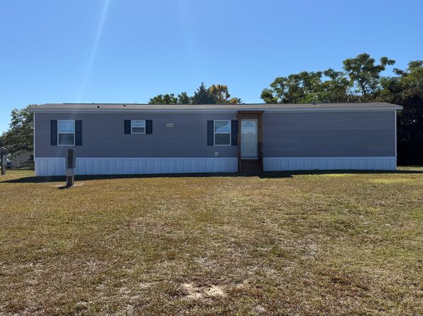 76 Amrie Ln