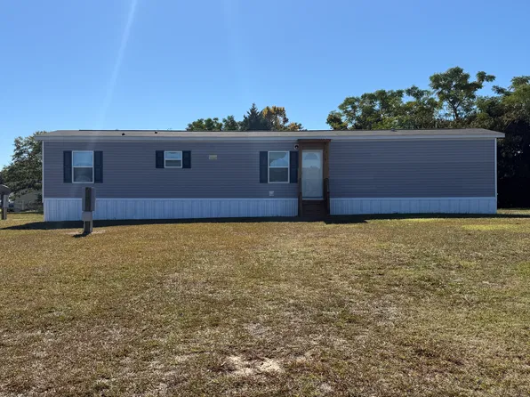76 Amrie Ln, Lillington, NC 27546