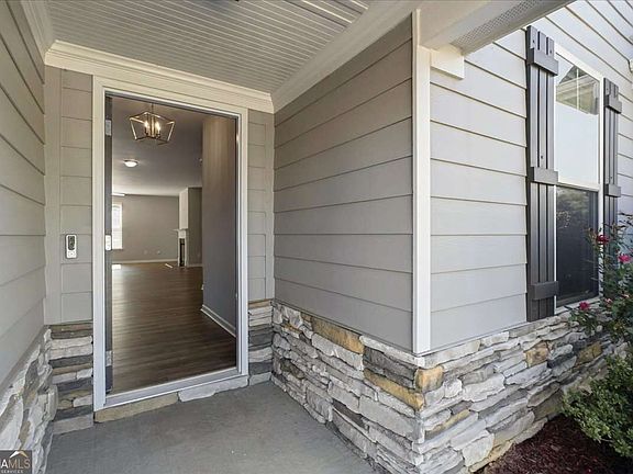 3rd image of 103 McGinnis Cir