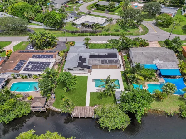 2615 NW 9th Terrace, Wilton Manors, FL 33311