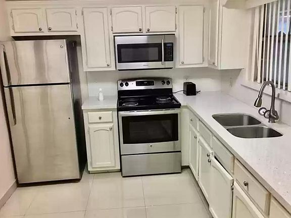 2nd image of 3009 Ashley Pl