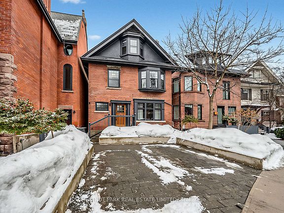 2nd image of 35 Castle Frank Rd