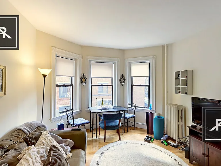 1340 Commonwealth Ave #11 — Photo 15