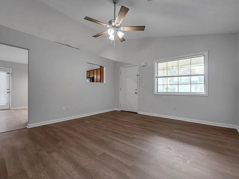660 Morgan Hills Dr — Photo 7