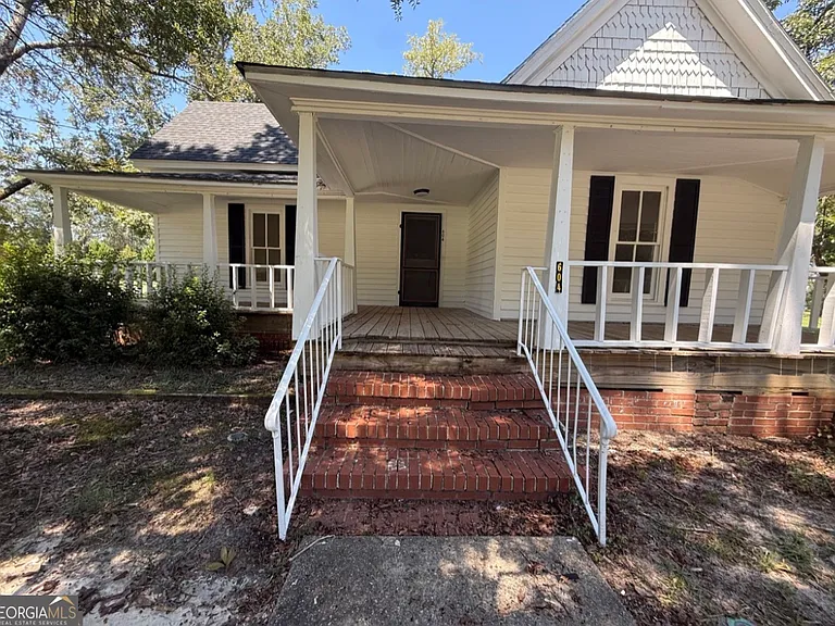 604 Shy St — Photo 14