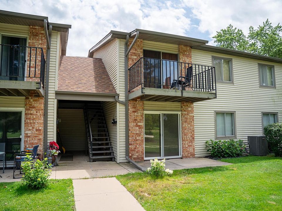 1st image of N115W17125 Armada DRIVE #6