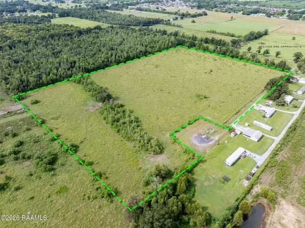 139 Bob Rd, Carencro, LA 70520
