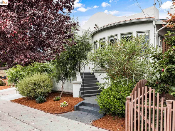 930 43rd St, Oakland, CA 94608