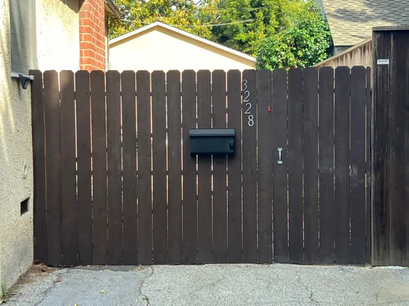 3228 Federal Ave, Los Angeles, CA 90066