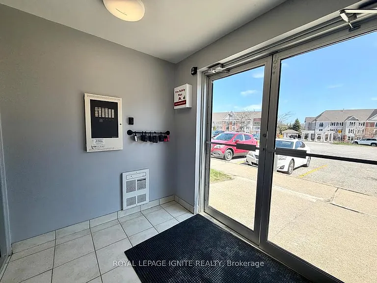 94 Aspen Springs Dr #209 — Photo 2