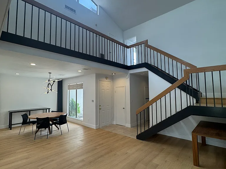 7655 S Braeswood Blvd #8 — Photo 15