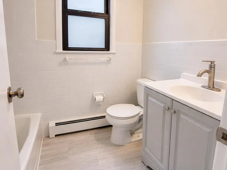 177 W 51st St #2 — Photo 10