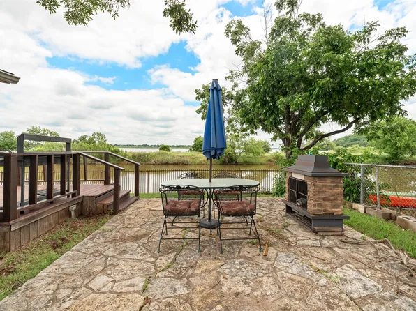5407 Water View Dr, Granbury, TX 76048