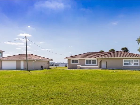 1808 Stevenson Rd, North Fort Myers, FL 33917
