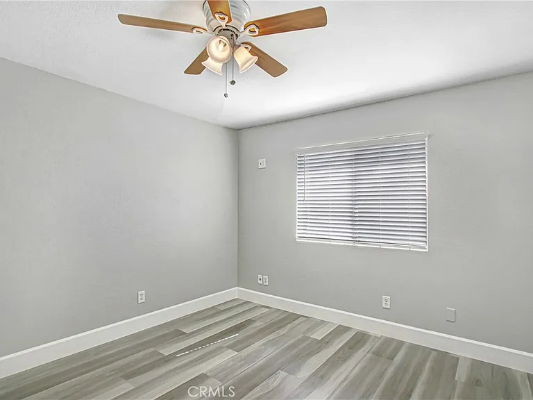 11841 Gage Dr — Photo 7