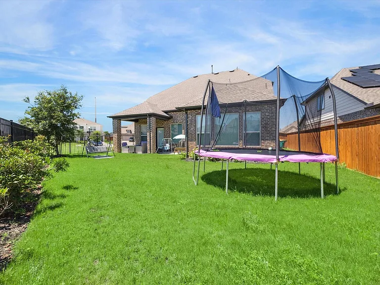 11718 Lost Maples Springs Dr — Photo 35