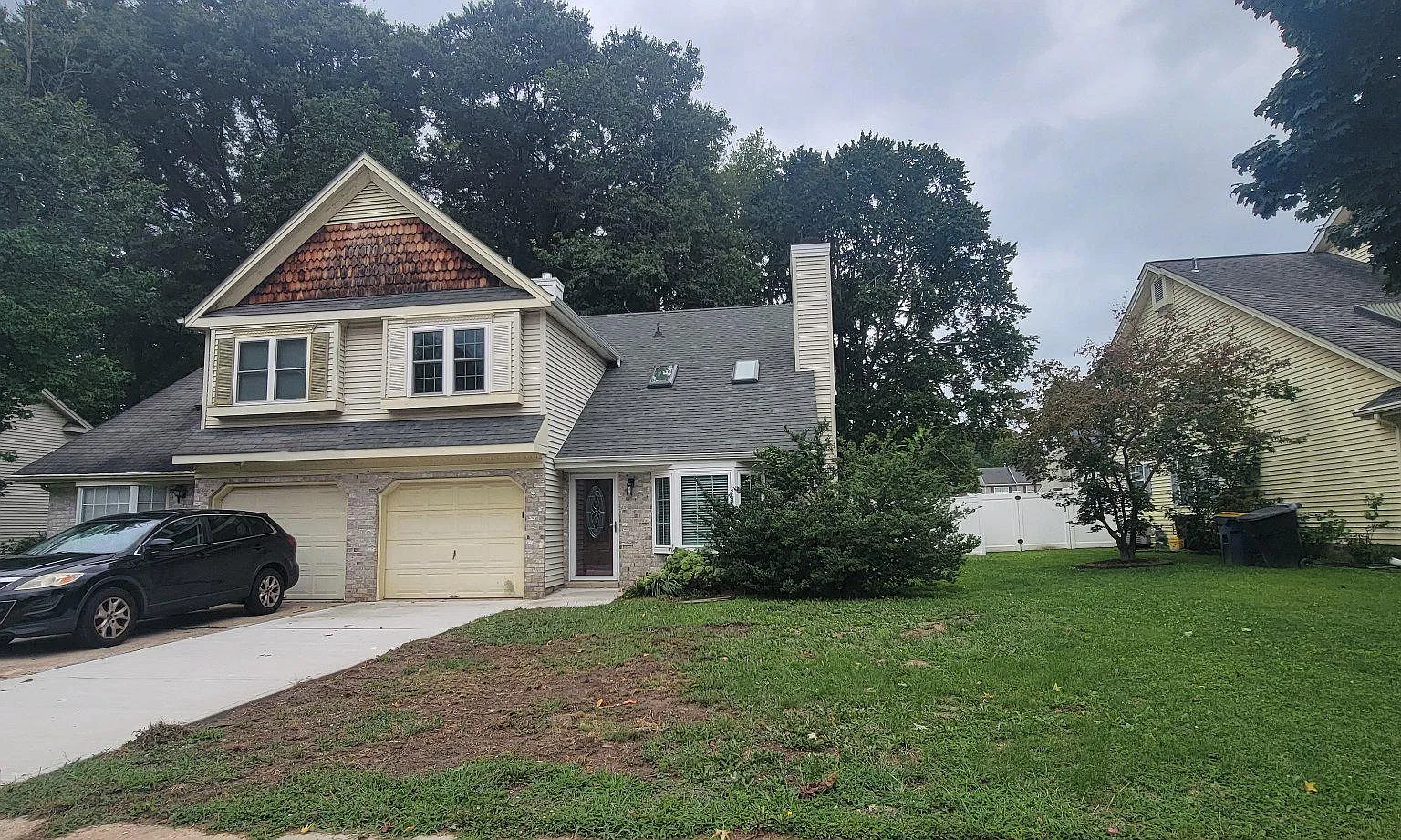 3 bed, 2.5 bath, 1452 sqft, $1,950 — Photo 3