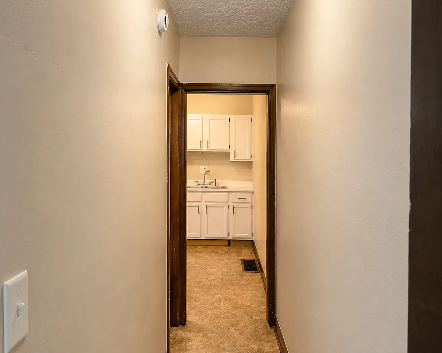891 Berkeley Rd — Photo 4