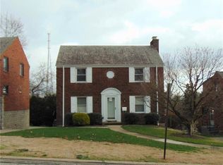 16 Pocono Dr, Pittsburgh, PA 15220