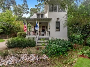 556 Johnson Ave, Fairhope, AL 36532