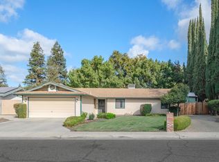 160 W Parlier Ave, Reedley, CA 93654