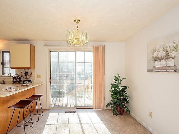 3rd image of 54 Heritage Dr Unit 54