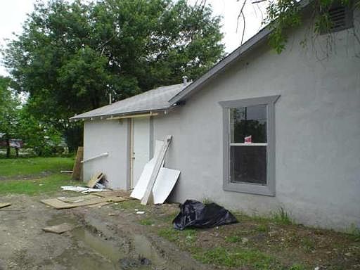 4th image of 1137 MILVID AVE