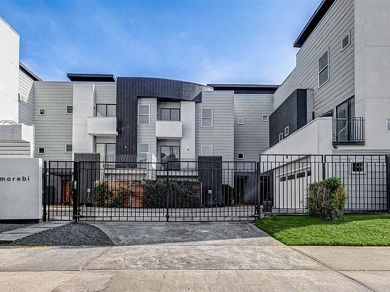 4115 Chartres St — Photo 2