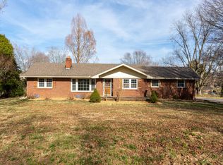 1067 Lawrence Ln, Springfield, TN 37172