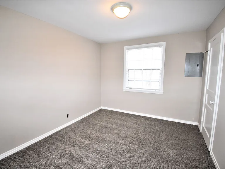 Woody Hills Dr - 936 / 938 — Photo 10
