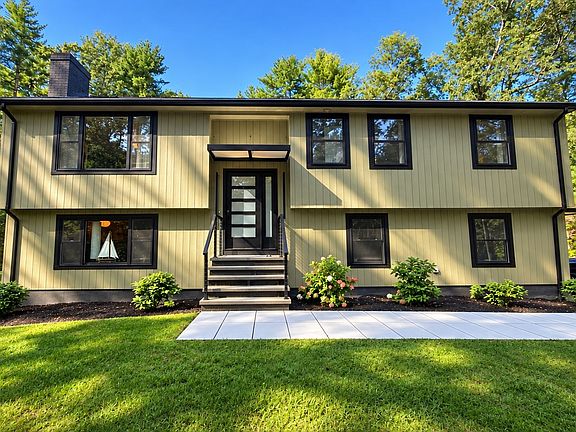 2nd image of 15 Orchard Ln