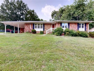 3908 Beverly Hills Dr, High Point, NC, 27265