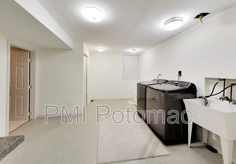 14672 Brougham Way — Photo 61