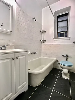 Rented by Building Equity Real Estate LLC | media 14