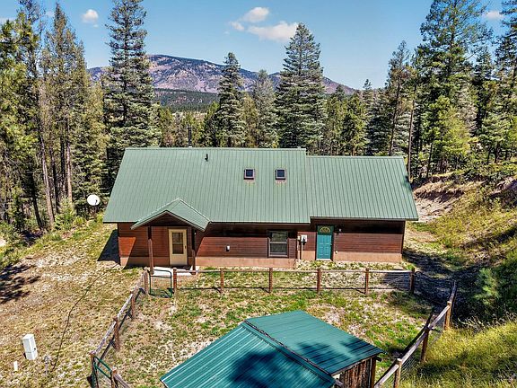 3rd image of 1352 Los Griegos Rd