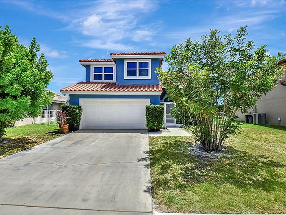 2nd image of 8601 Tourmaline Boulevard