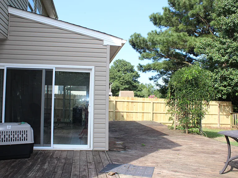 1740 Bernstein Dr — Photo 24