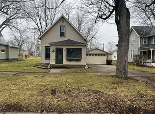 711 Garfield St, Saint Johns, MI 48879