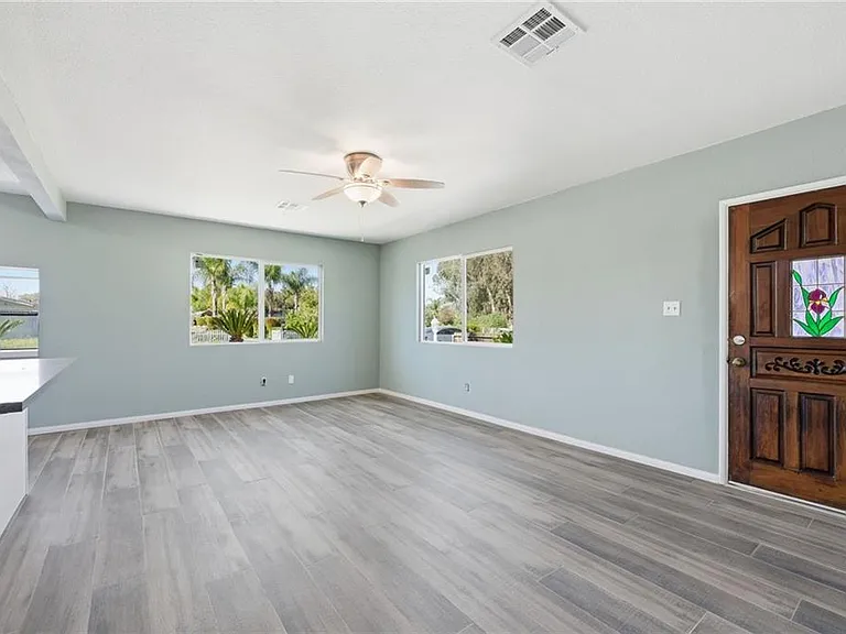 409 W Camellia Way — Photo 8