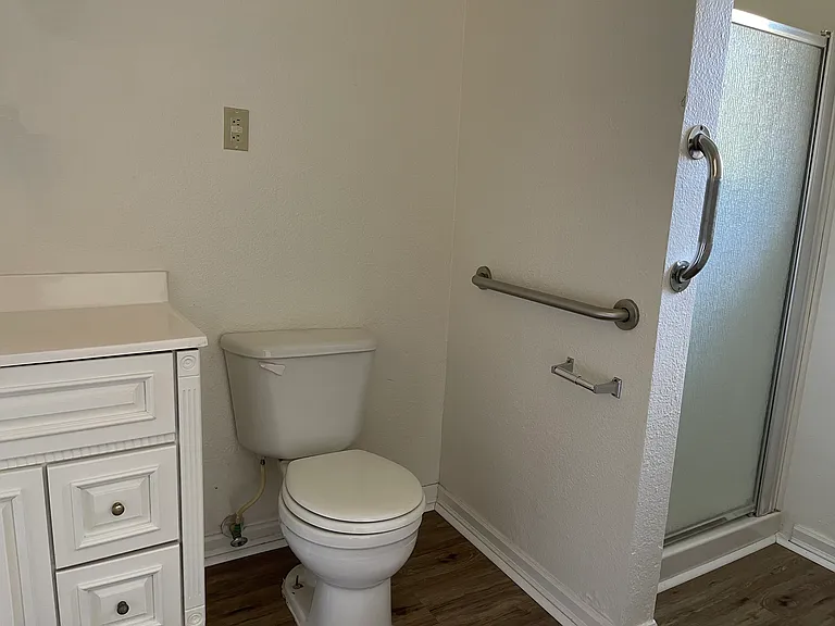 913 Banyan Dr — Photo 14