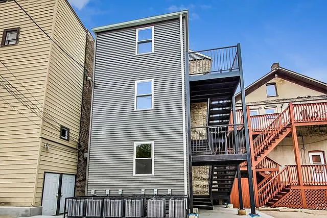 815 S Carpenter St #2F — Photo 19