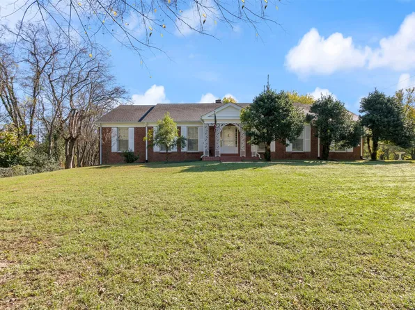 301 Moss Trl, Goodlettsville, TN 37072