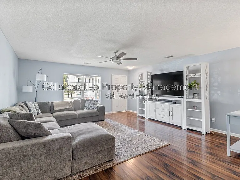 215 Tigers Paw Dr — Photo 4