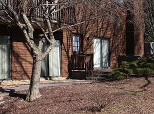 7 Ridgedale Dr, Annandale, NJ 08801